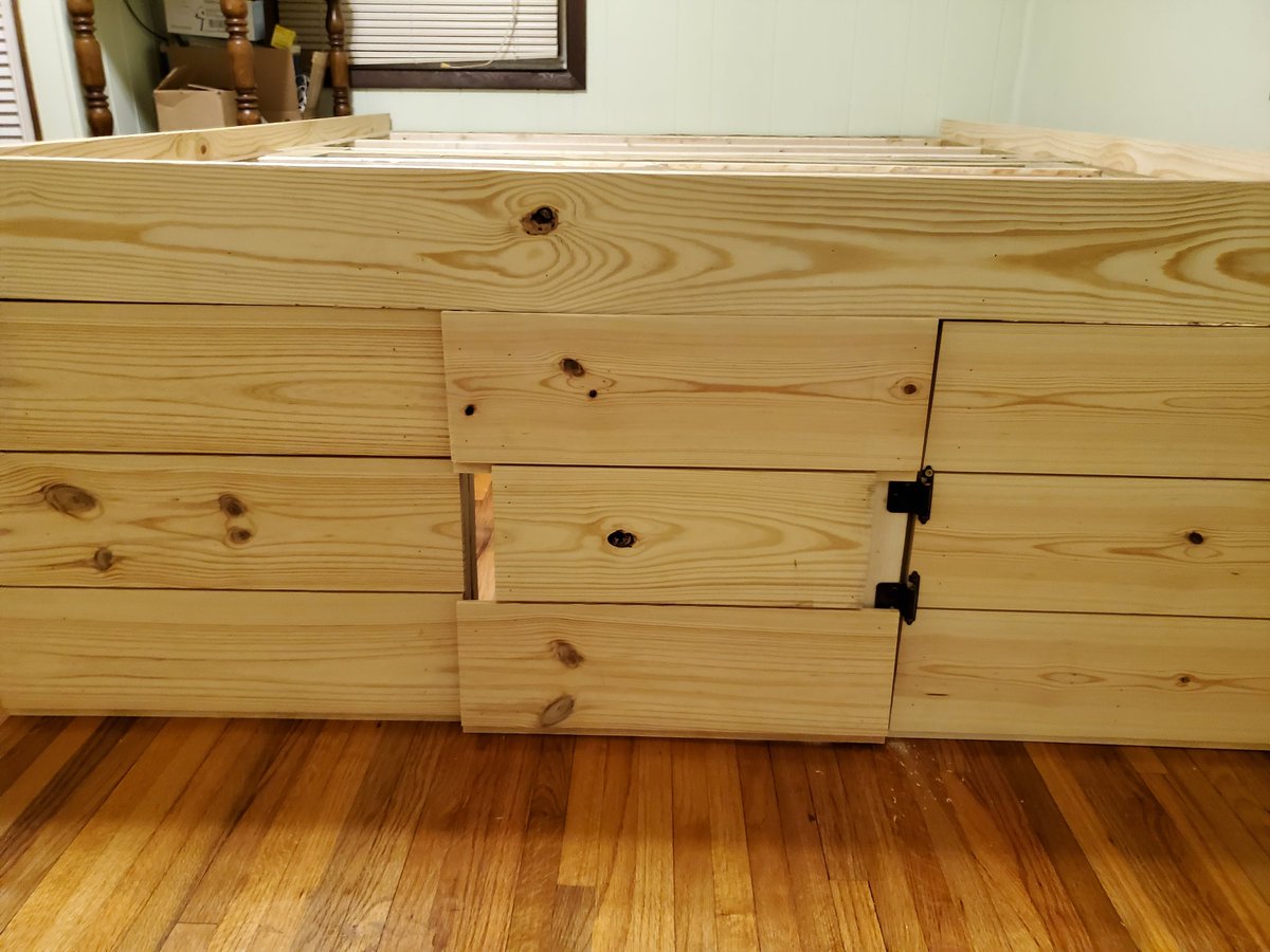 _Cannabeans's tweet photo. Some recent carpentry projects. https://t.co/PurxYJLUHx