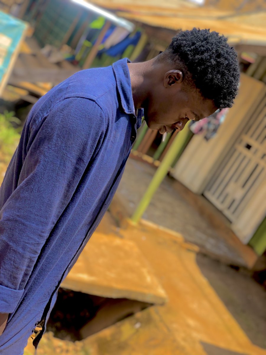 OfficiallBerry's tweet photo. Dear God bless my mom😇
Help me lift my fam outta the trenches 😔
               Amen❤
@davido 
@Dremodrizzy https://t.co/0YV4XhLd7O