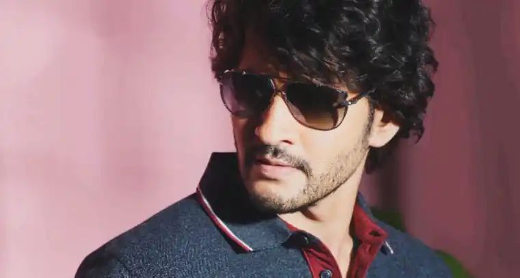 tejasaiprakash's tweet photo. #Otto ad cheyyadaniki #HollyWoodSuperStar ๐๐ซne thisukuvacharu ga
#MaheshBabu annaya nijam ga nee handsome hunk cutout yavariki radhanna ๐๐ ๐
@urstrulyMahesh
#SSMB28
#SSMB28Aarambham
#SSMBforOTTO https://t.co/F8f7cFk3Cy