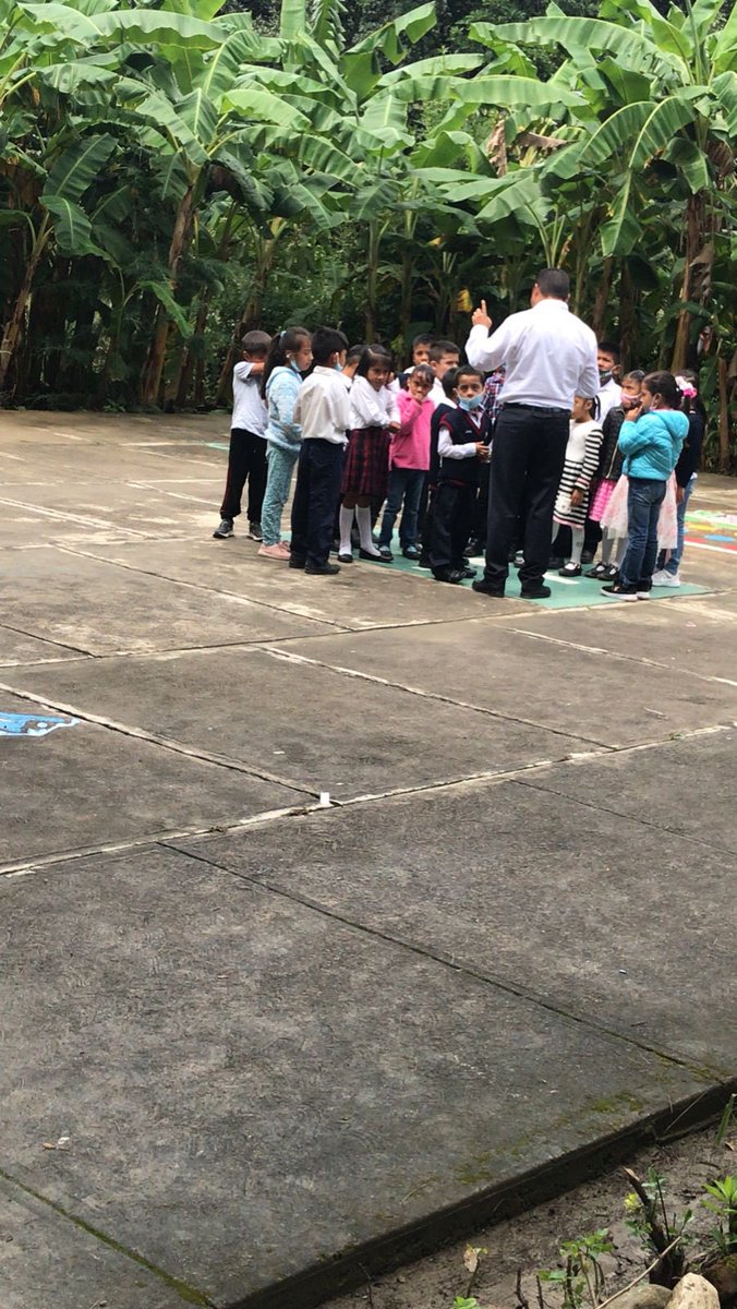 dcasas16's tweet photo. #SimulacroEdomex en la Escuela Primaria Ignacio Manuel Altamirano CCT 15epr0427a Atzumpa Sultepec Mex zona escolar p232 sub reg Ixtapan de la sal @geramonro05 @TinocoGRogelio @LetyAguirre8 https://t.co/77dFwrlJ5A
