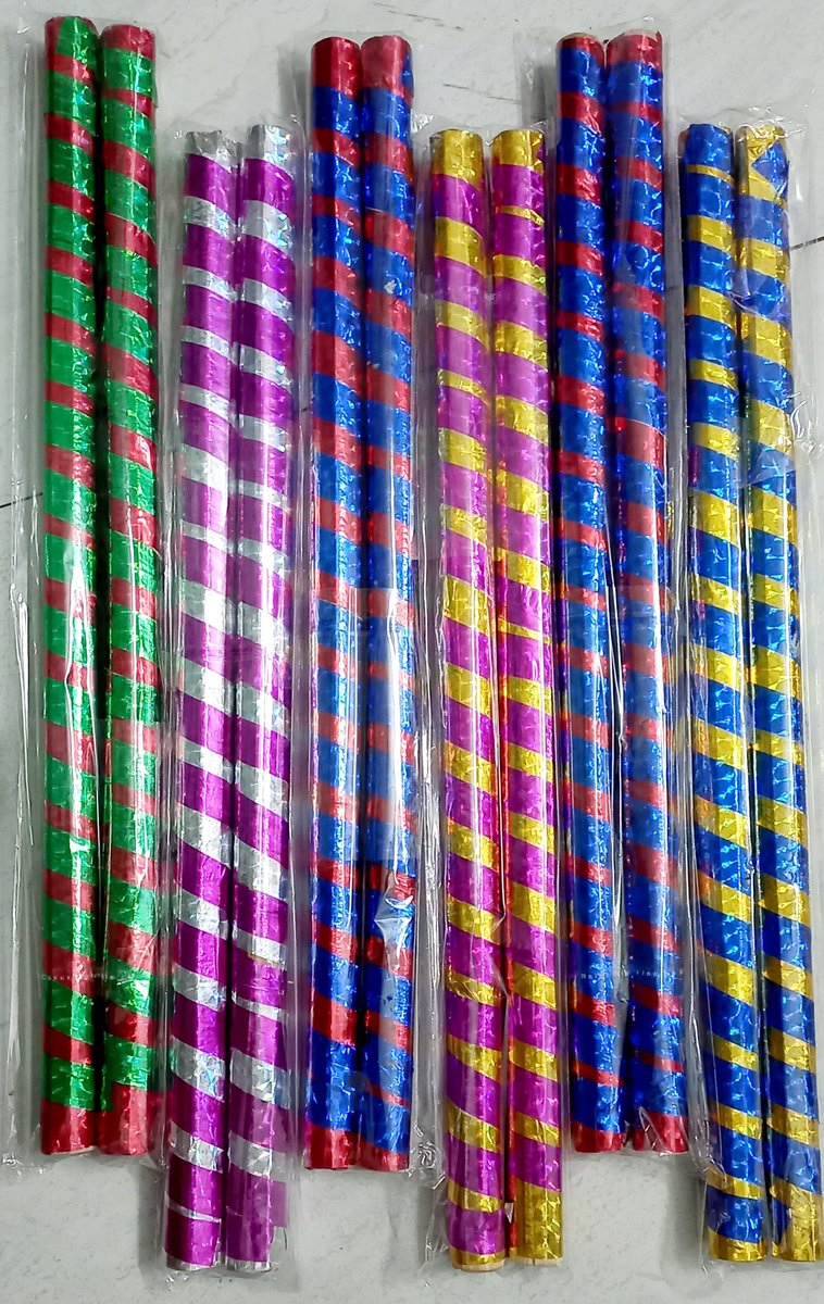 रंग बिरंगी डांडिया। जल्द ले जाइए। संपर्क मो. 9009654993