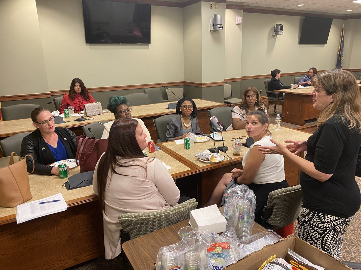 Emerge_PA's tweet image. We are grateful to leaders like @RepKulik for taking the time to speak with members of our 2022 class!