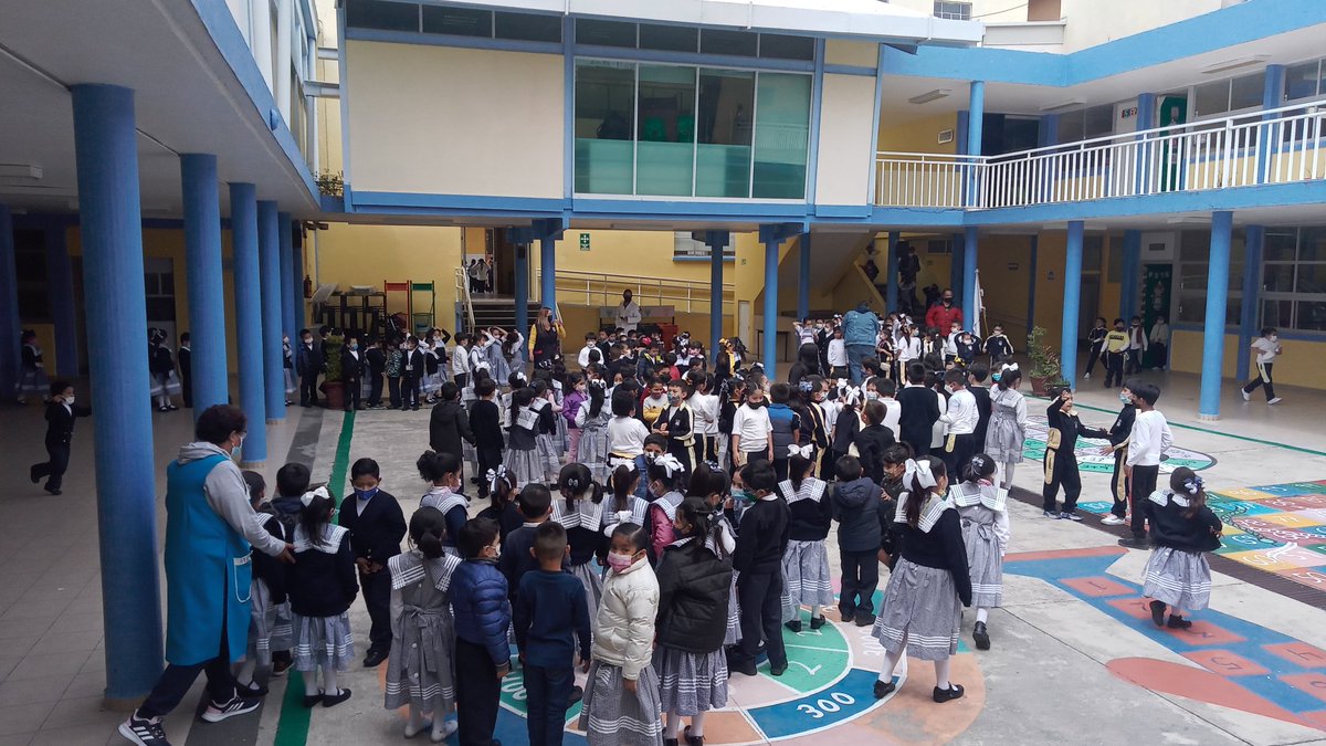 TEPIZCOLOYO's tweet photo. #SimulacroNacional2022 @TinocoGRogelio @geramonro05 Simulacro en mi escuela Profra. Eudoxia Calderon Gomez Toluca https://t.co/NI2vgA1BaI