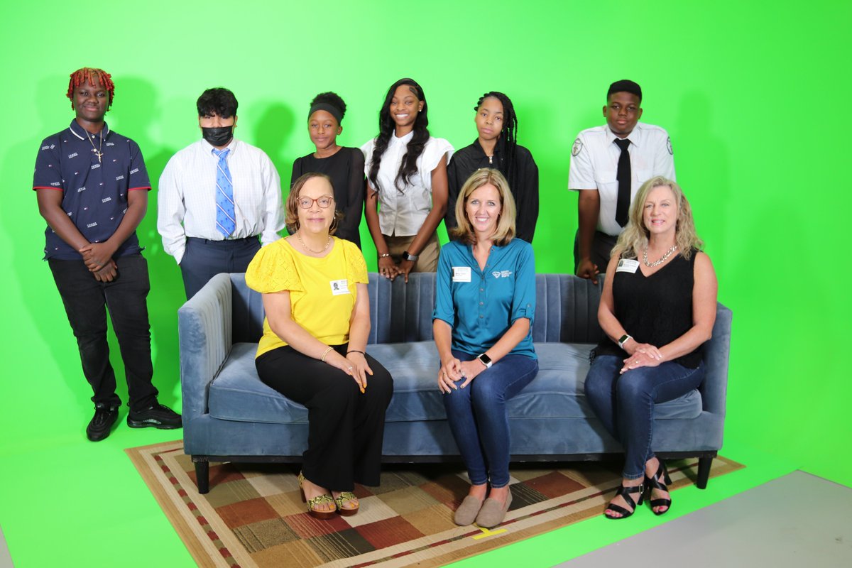 CooperRiverCAS's tweet photo. Students from Global Logistics and Media Technology wrapped up their soft skills unit with mock interviews conducted by our amazing business partners. Thanks to the SC State Ports Authority, Kathy's Charleston Designs, and #CCSD!
#CooperRiverCAS #CRCAS #CCSD #PlanPreparePursue https://t.co/plOf3otsHK