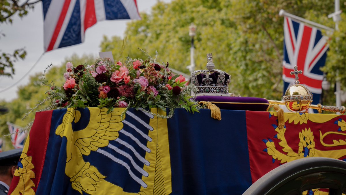 QGCanopy's tweet photo. “We are all visitors to this time, this place. We are just passing through. Our purpose here is to observe, to learn, to grow, to love...and then we return home.”

An Aboriginal proverb quoted by The Queen in 2011.  

Thank you, Your Majesty. May you Rest in Peace. https://t.co/XOEq9R3V28