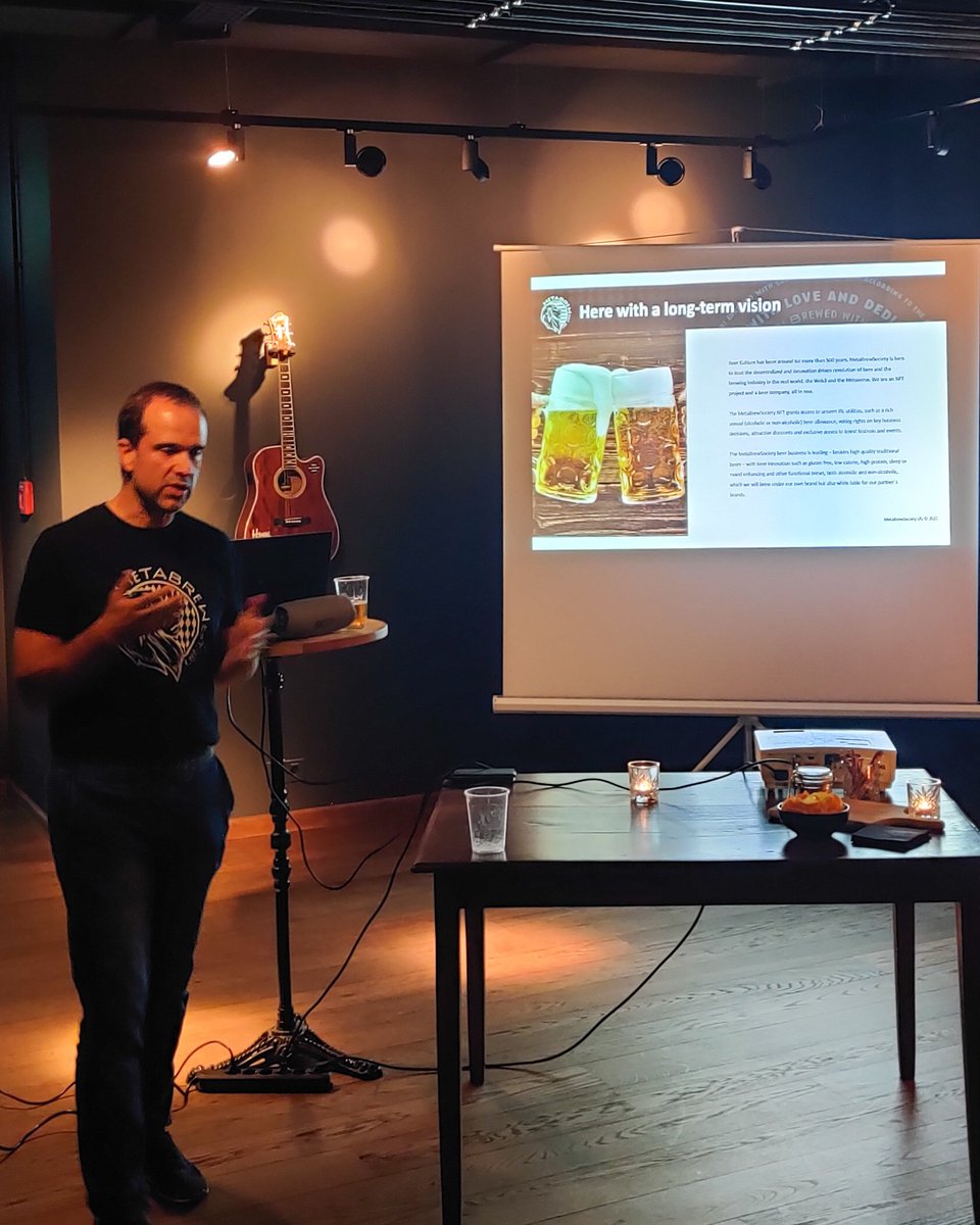 Meta_Monday's tweet photo. Next up is @howimann75 from @metabrewsociety talking about the vision of the very first #Metaverse Brewery - everyone is loving the product demo already! #NFT #Crypto https://t.co/sphUHpzReI