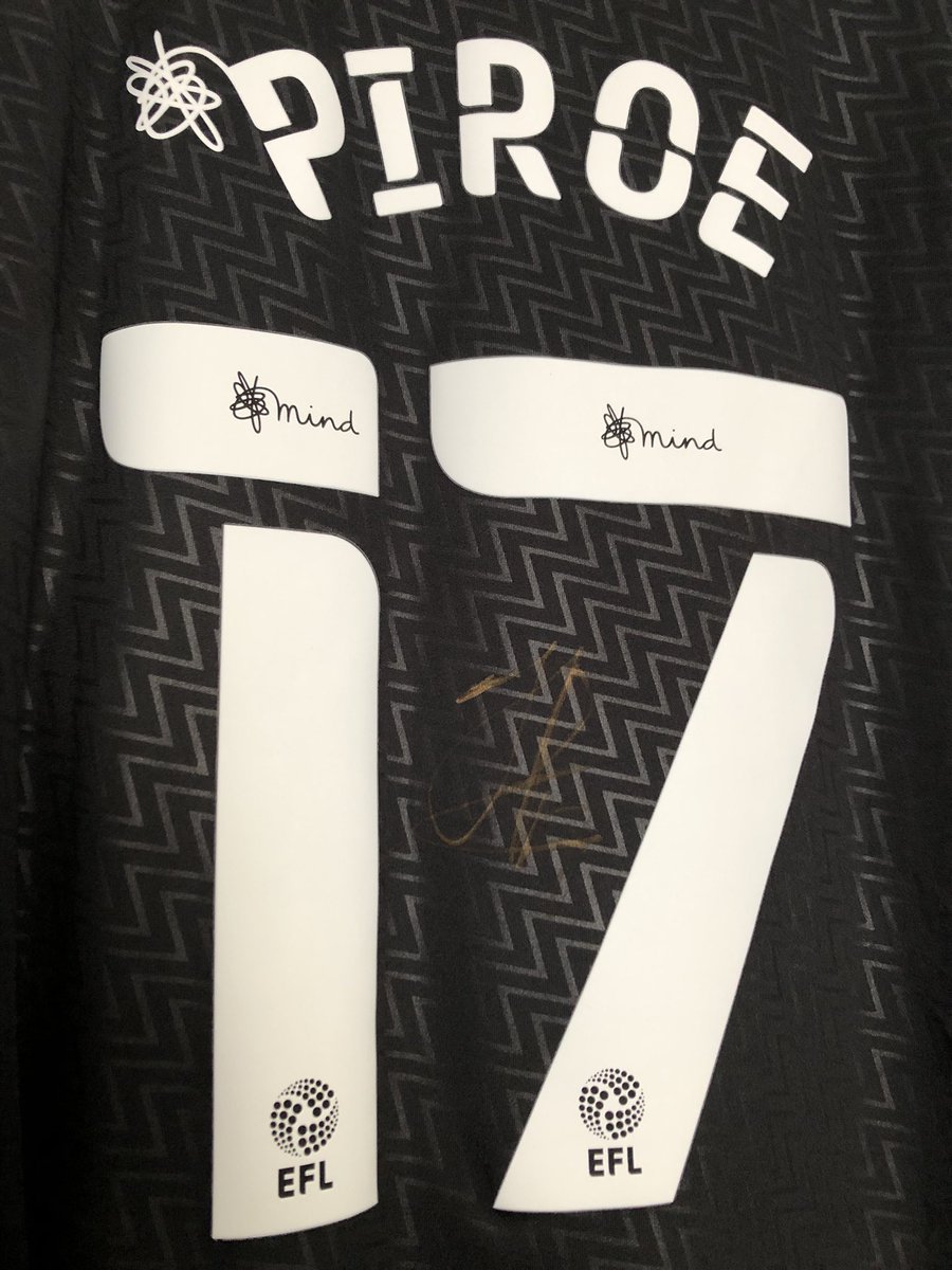 ShaunMorgans's tweet photo. 🦢SIGNED SWANSEA CITY SHIRTS RAFFLE🦢
£10 a ticket to enter our raffle to win either a Matt Grimes, @joelmrpiroe or @michaelobafemi_ signed shirt.
Proceeds to @maggiesswansea for our @LondonMarathon Fundraising.
Contact @harleydaviess or I for information🧡 https://t.co/CxwahKhLJ0