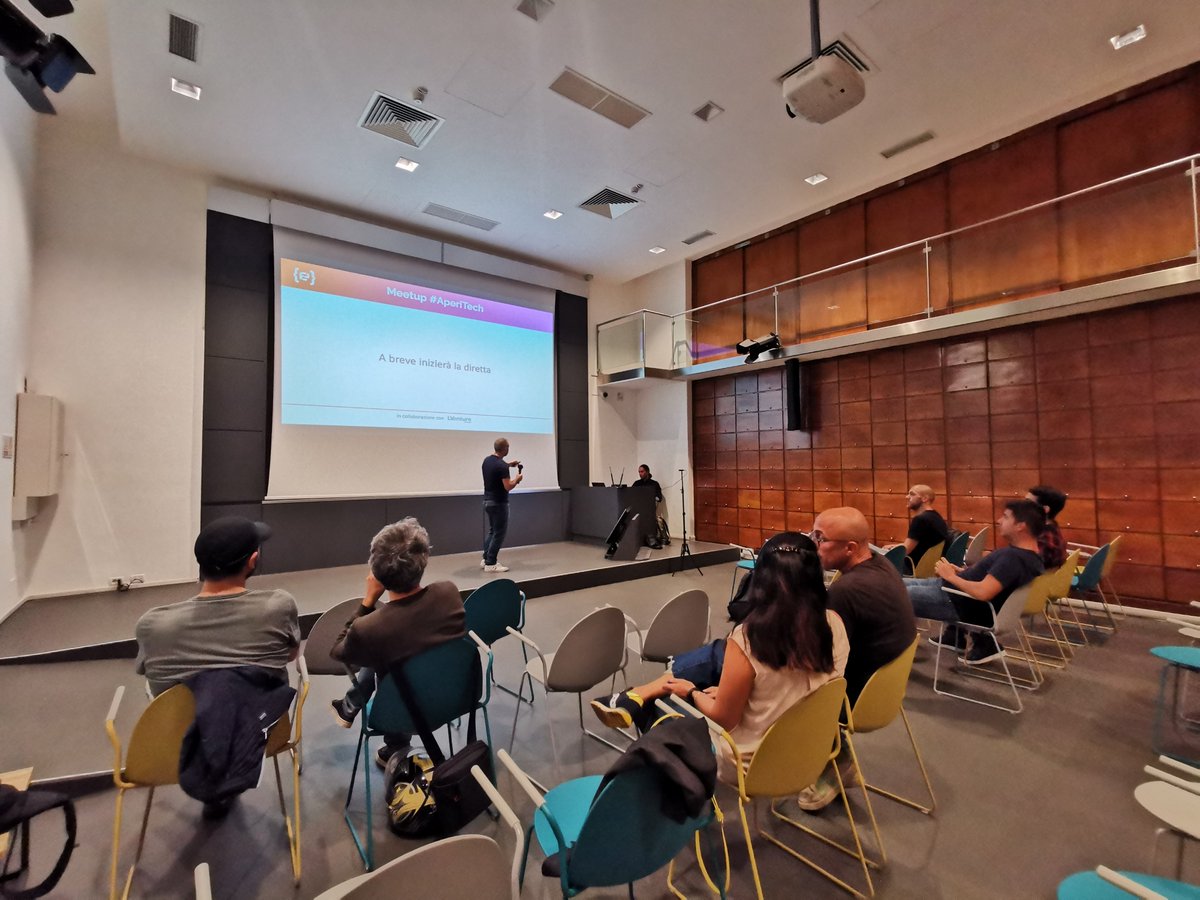 SeaseLtd's tweet photo. The meetup is starting! 😍
Let's take a dive into #NeuralSearch and #Indexing at scale with @AlexBenedetti and @agazzarini 

#InformationRetrieval #opensource #IR #AI https://t.co/PwvRONeL3q