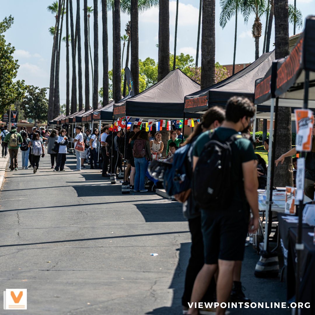 RCCViewpoints's tweet photo. Terracina Dr. at Riverside City College bustled with students Sept. 13 for the first day of the fall semester’s Club Rush.
Read the full story online: https://t.co/BKRdKKFvWY
(✍️: John Michael Guerrero | Viewpoints)
(📸: @fotostoryteller | Viewpoints)
#News #RCC #ASRCC https://t.co/3WdqF5jDjb