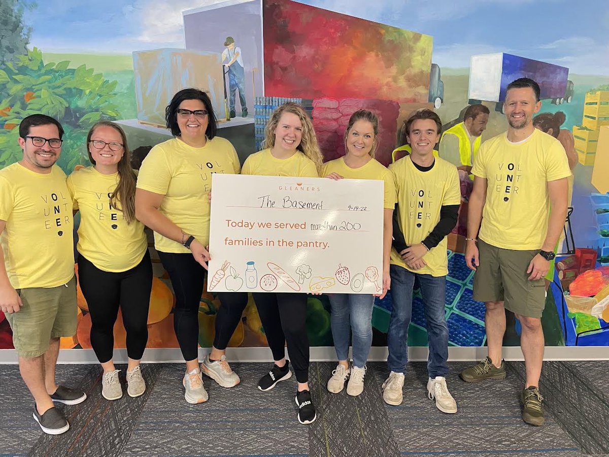 Some of our #Dwellers got the opportunity to spend time last week at Gleaners Community Food Bank! They spent the morning serving over 200 families in our community. Thanks for letting us help lend a hand, Gleaners!  🍎 #DwellingInTheGood #volunteer