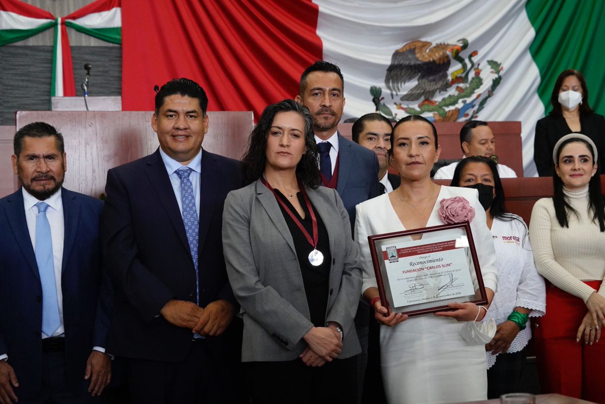 MorelosCongreso's tweet photo. El #CongresoMorelos reconoce la solidaridad de personas, fundaciones e instituciones que dieron su apoyo en beneficio de la sociedad morelense tras sismo del #19S en la categoría: Fundación o ACsa: ⛑🆘️

🏅🫶🏼 @Fund_CarlosSlim
🏅🫶🏼 @echalemex
🏅🫶🏼 Fundación Tzu Chi https://t.co/xtnPLDMmdz