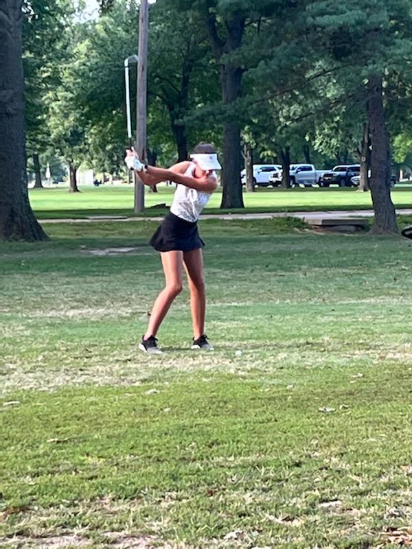 FHHLadyViksGolf's tweet photo. Coach Inchiostro has been sending me some on-course-action-shots. Keep it up, girls! https://t.co/NxDt9SLNQH
