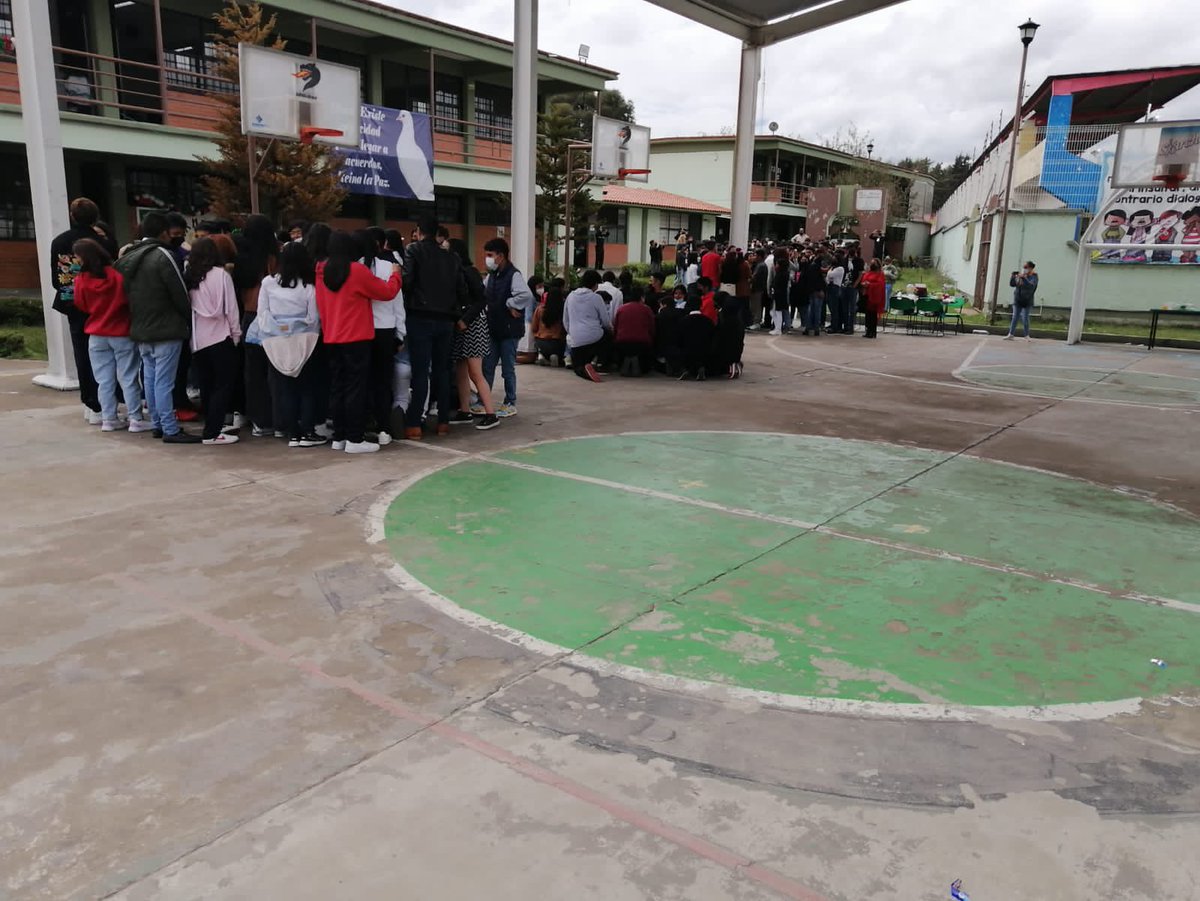 epo244's tweet photo. Se llevó a cabo el Simulacro Nacional 2022 . #SimulacroNacional2022 #SimulacroEdoméx #AlertaSismica @dbg_epoem @pciviledomex @C5Edomex @Edomex https://t.co/k67PYdDQNm