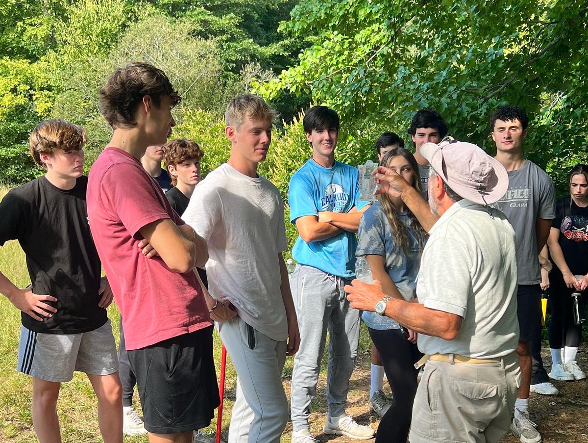 iamgoingapes's tweet photo. Feeling Crabby?!? Not us because we got outside and nature was our classroom today!  We enjoyed comparing fresh water vs. salt water ecology while making friends with the invasive Asian Shore Crabs. @CalhounHS @bmchsd #apes #makingscience #caumsettstatepark https://t.co/Oxbr4r7OkM