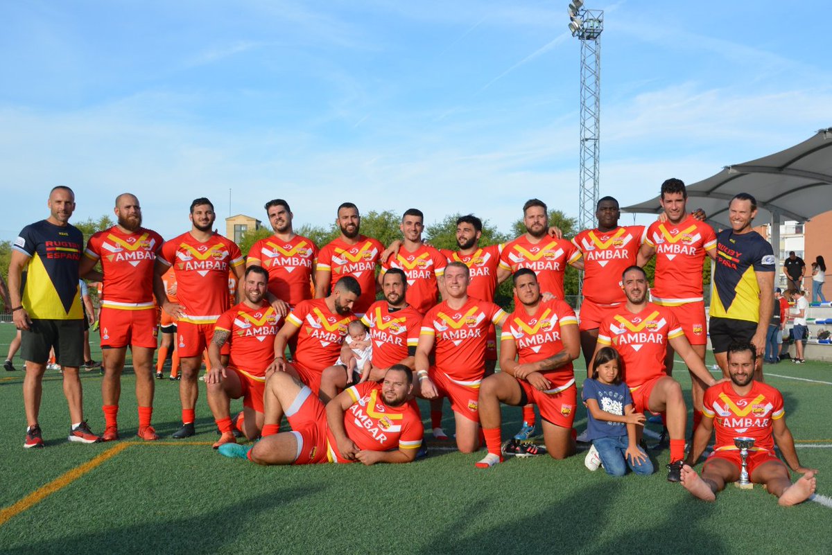 filo_rugby_2019's tweet photo. #FiloXIII / Las fotos del pasado sábado en el que Filo Rugby Club, junto con el @aytogetafe, tuvo el placer de acoger el partido disputado por @espanarugbyleague y @nlrugbyleague en el #ElBercial, en que finalmente se impuso la selección holandesa.
#AúpaFilo #FiloFamilia https://t.co/4tOrMozFTA