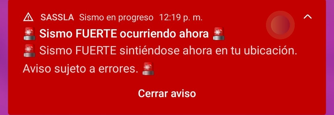 AnaKatty50's tweet photo. Díganme que no fui la única que se asusto muchísimo con las alerta de #SimulacroNacional2022, hasta salí corriendo 😪. https://t.co/KCQECo8jUD