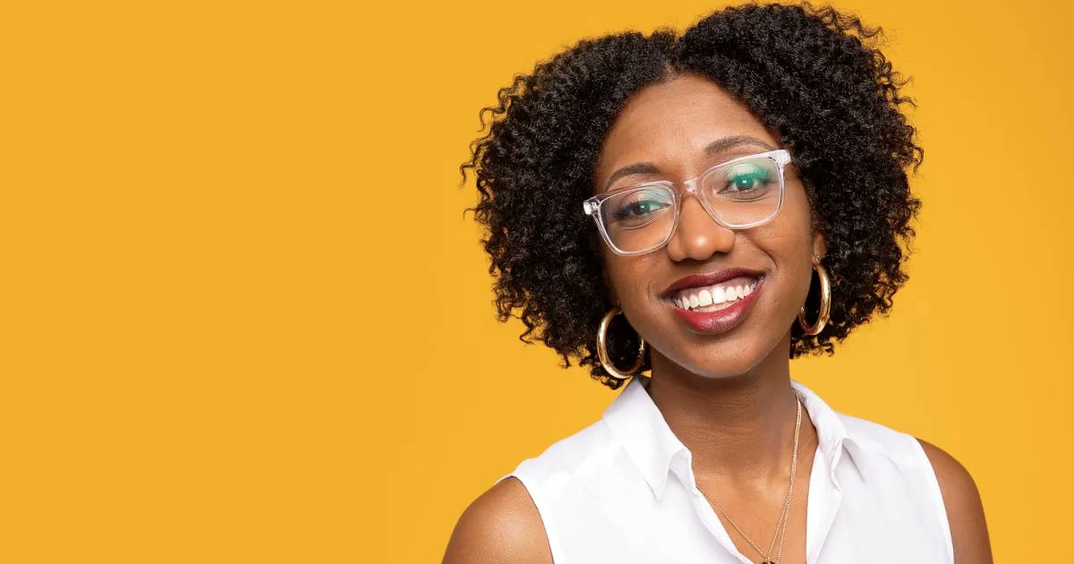 AnnyAllerton's tweet photo. When @YouTube launched I fell in love with Tech because I witnessed how technology transformed cinema &amp; made storytelling accessible to the average person 🎥  @Jerelyn_R  @TheKnowledgeHouse #WomenWhoMaster #IWinTech #WomenInTech #WomenInspringWomen
 
https://t.co/LN0u6YfdoM https://t.co/B8ePZZLsxi