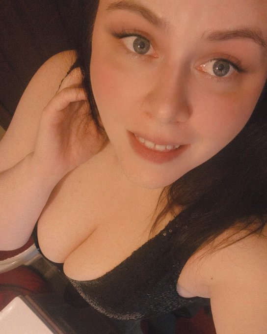 One week until my Birthday 🎉 Turning 33 this year wbu? 👀 https://t.co/iwuzSjWwR5<a href="/tag/like"class="tags"><span>#like</span></a>