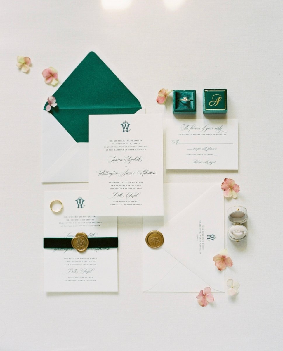 olivepaper's tweet photo. "You can always count on Olive Paper to design a beautiful invitation suite that adds to your guests' experience. For Lauren and Whittington, a custom monogram and wax seal were just a few of the small details that they incorporated into their day" - @megantravisphotography

💚 https://t.co/JyN71E2SyP
