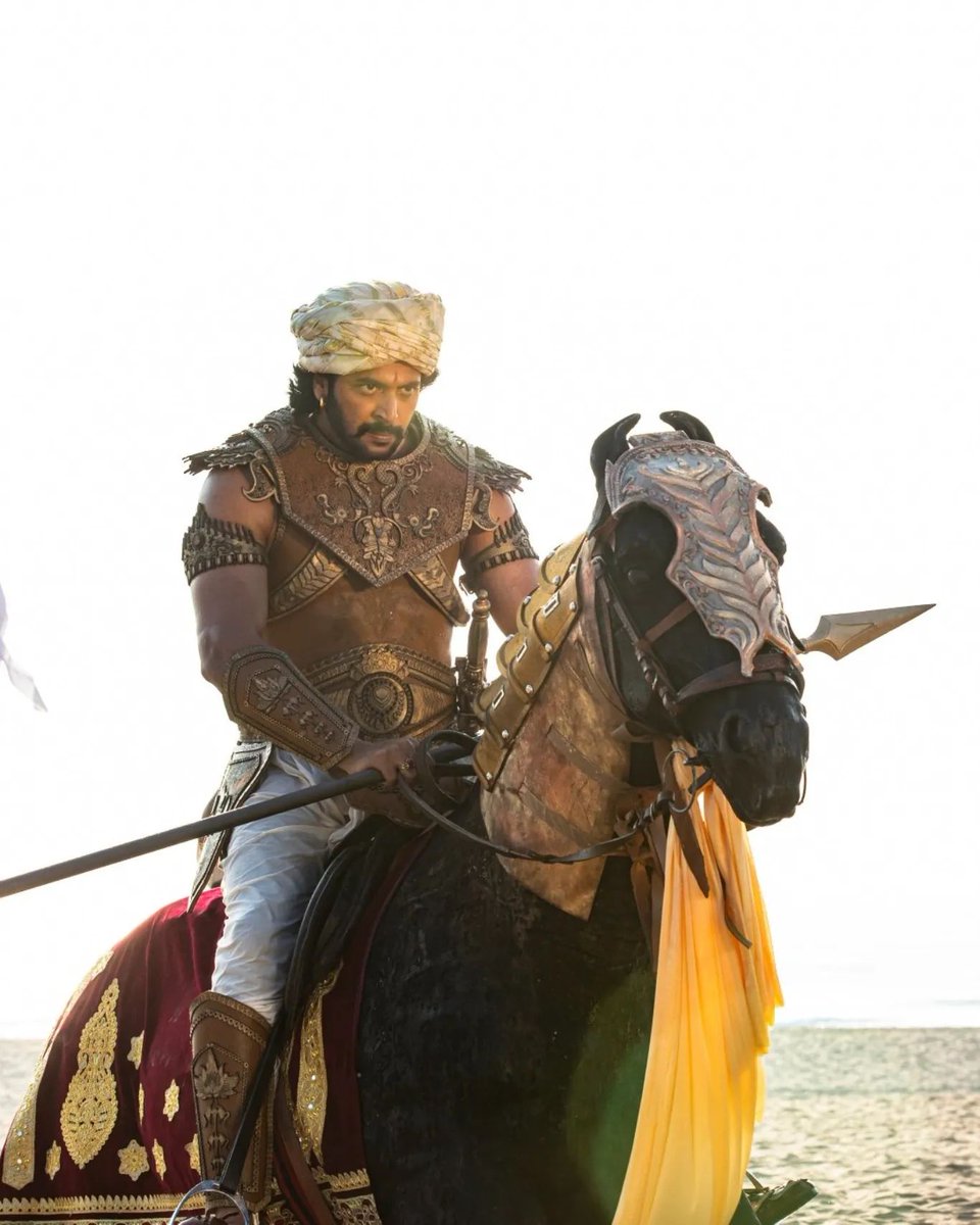 mathan14140's tweet photo. @SiddhartSPD #JayamRavi #Arunmozhivarman #Arulmozhivarman #JayamRaviFC #JayamRaviFans #Ponniyinselvan #PS1 https://t.co/6vhDGe0SB6