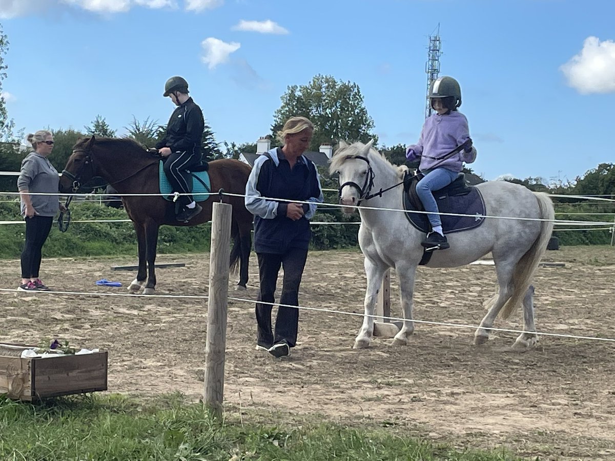 Angemundo's tweet photo. Another equine therapy session for Keir…and the riding school have said that Mara can join in too…lovely for him to have the company of his sister and best friend and great for his anxiety…xoxo #EquineTherapy #Autism #AutismMum #AutismSiblings #AutismAwareness https://t.co/9psn5rgSzs