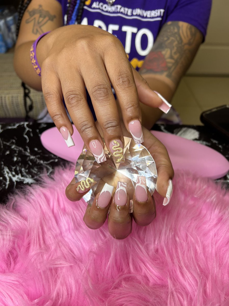 enhancedbycels2's tweet photo. Book Here : https://t.co/u3OzCzQCKw
💙🦋 #PrettyGirlsGetEnhancedByCels
•
•
 #mississippi #nails #nailart #upcomingnailtech #blackownedbusiness #naildesigns #nailsoftheday #mississippinailtech #alcorn #alcorn25 #Alcorn24 #Alcorn23 #Alcorn26 #alcornstateuniversity #alcornstate https://t.co/5it14eI7rF