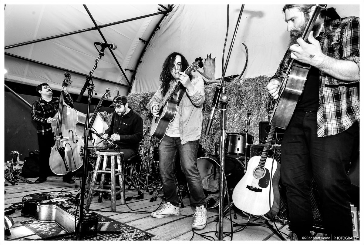 ScottDoubtPhoto's tweet photo. Helluva good ol' time at #BlackAndBluegrass Fest out at @rideaupinesfarm Sat night. 🤟Bastards &amp; the Buzzards / #RiishiVonRex / @VStheBorg / Jordan &amp; Watts Swing-Jazz guitar duo #KyleJordan #DylanWatts / #ScottDoubtPhoto #BlackAndWhitePhotography #LiveMusic #ConcertPhotography https://t.co/yBmQajlHtT