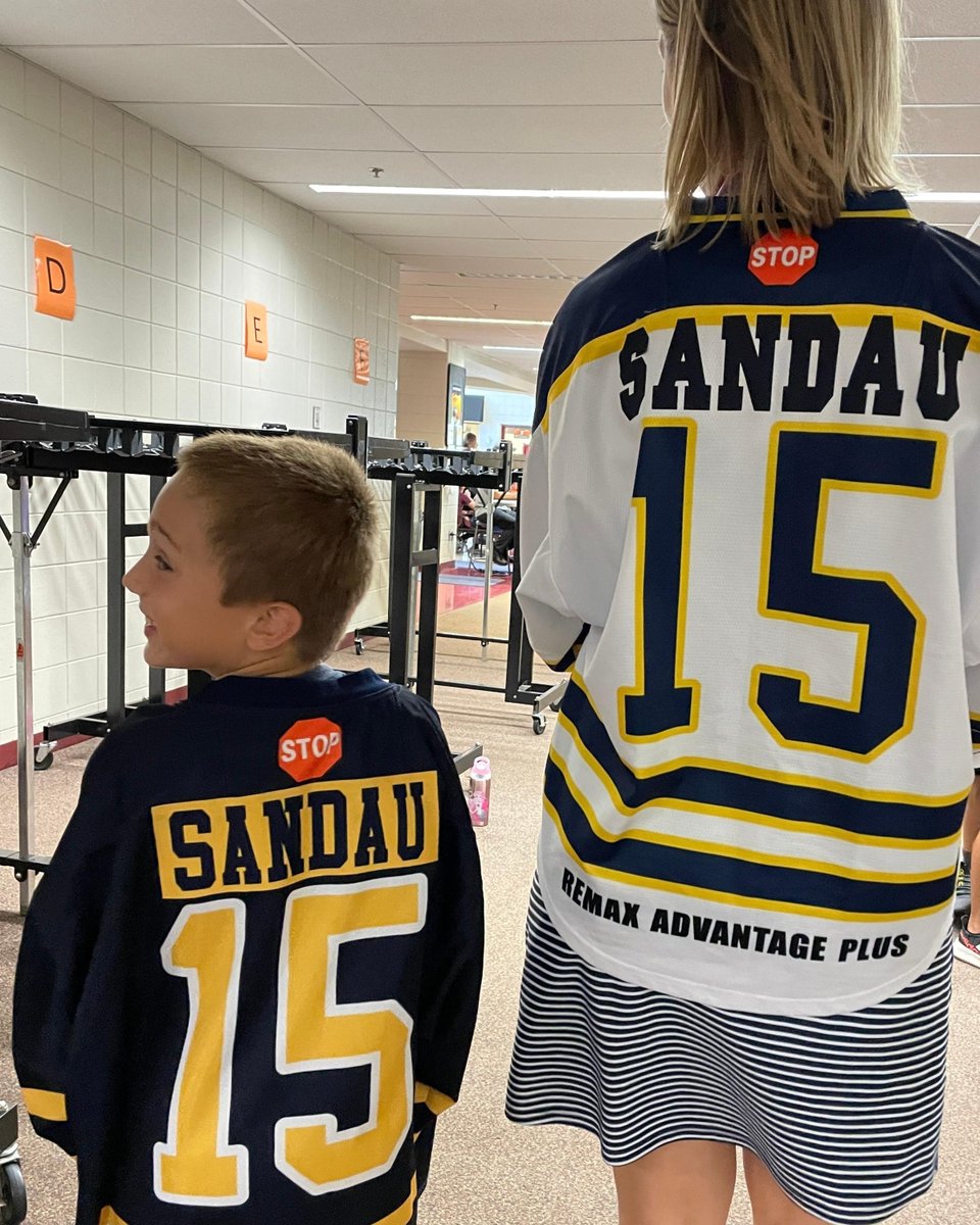 JeffersPondPLS's tweet photo. In honor or #PLSAS Homecoming this week, @JeffersPondPLS is hosting #SpiritWeek. Today is #JerseyDay and tomorrow #MismatchDay. @ISD719 https://t.co/zx3DwGlQV8