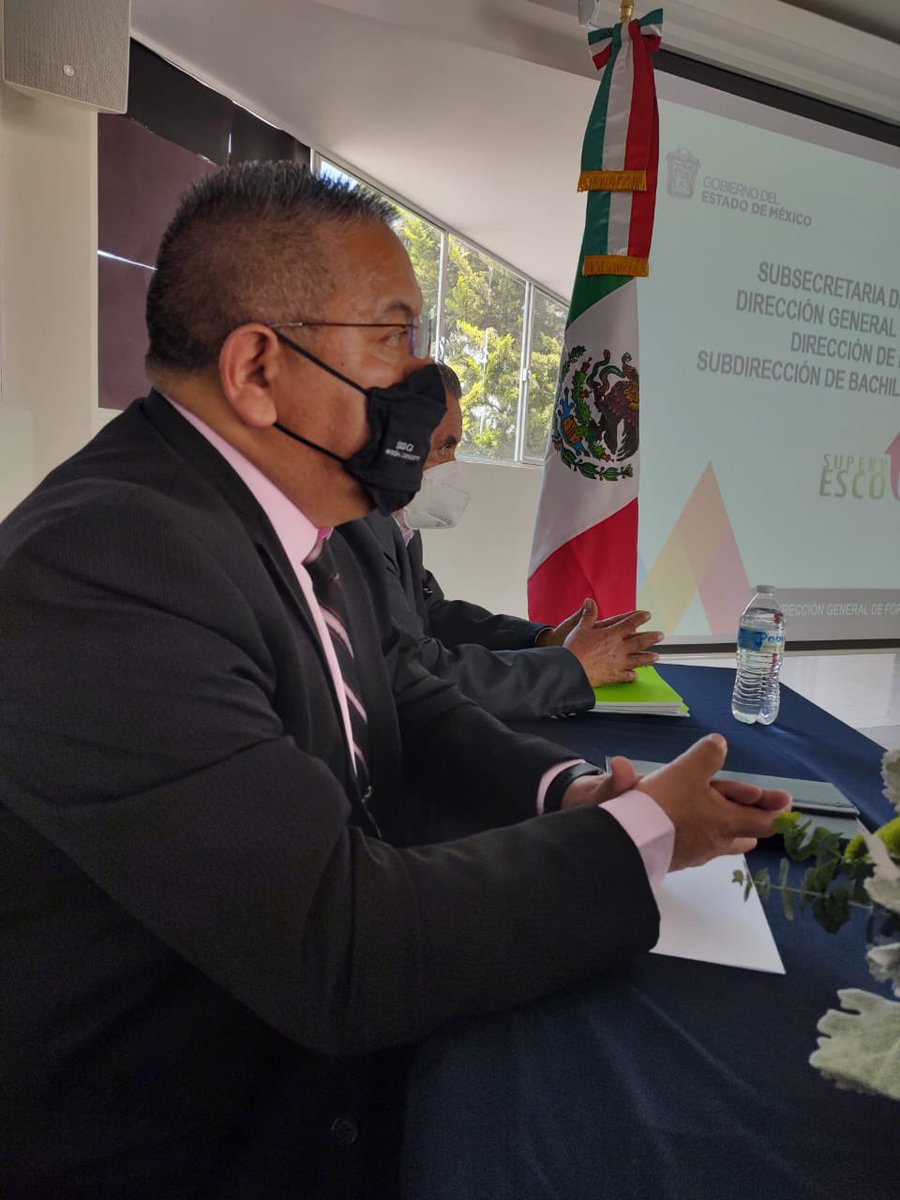 161EPO's tweet photo. Informe Rendición de Cuentas del profr Rogelio García Aguilar, supervisor zona bg048, engalanado por el Dr. Edmundo Gerardo Martínez Vidal, subdirector regional. @Bg48Supervision
@SEMSedomex
@EdomexDgfa
@HectorUlisesCG1
@israeljeronimol
@NoeOrtegaCamac1
@dbg_epoem
@SBGOriente https://t.co/9UJUnpvGmq