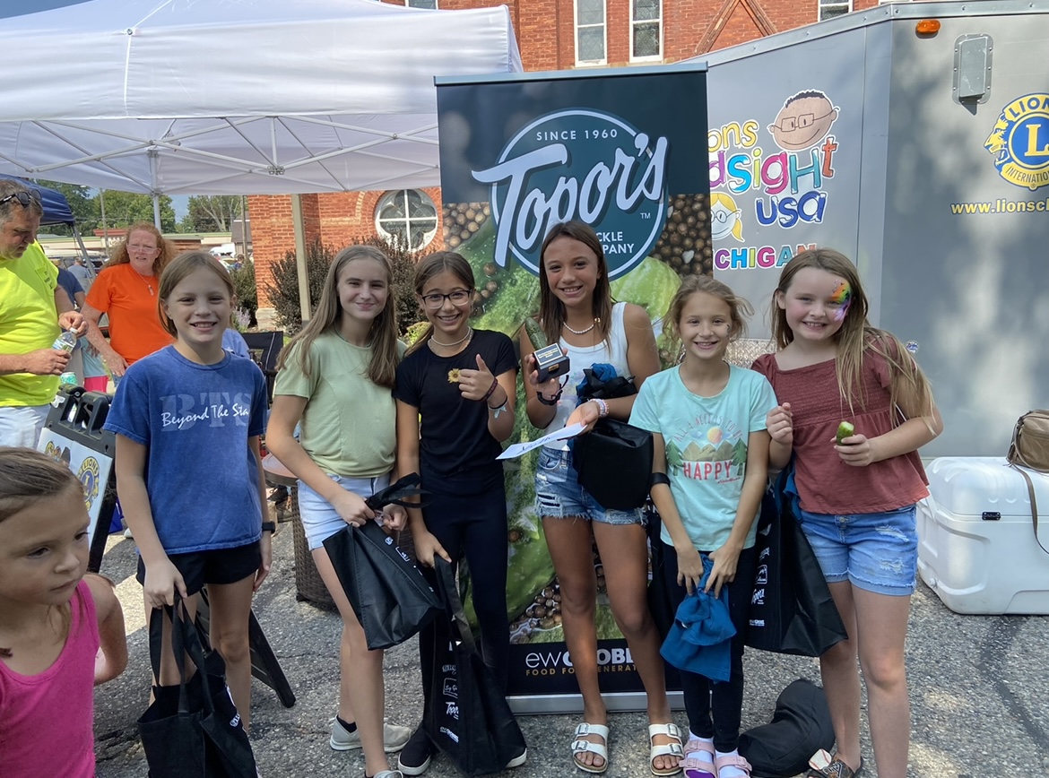 Topor's Pickles tweet media