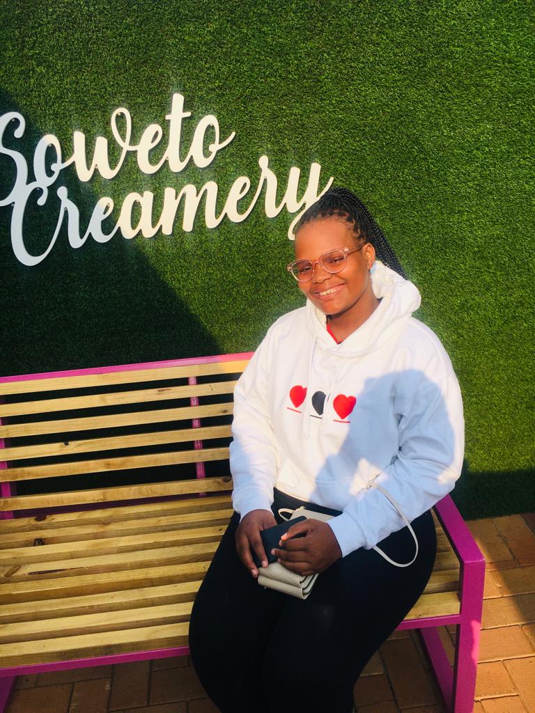 birthity's tweet photo. Birthity clothing brand_SA🇿🇦🌍
Sweaters and hoodies available in all colours💙💚💛🧡💜🖤❤
#podcastandchillwithmacg
#postcastandchill #macg
@MphoPopps @MacGUnleashed @Solphendukaa https://t.co/KLnbUvaJZk