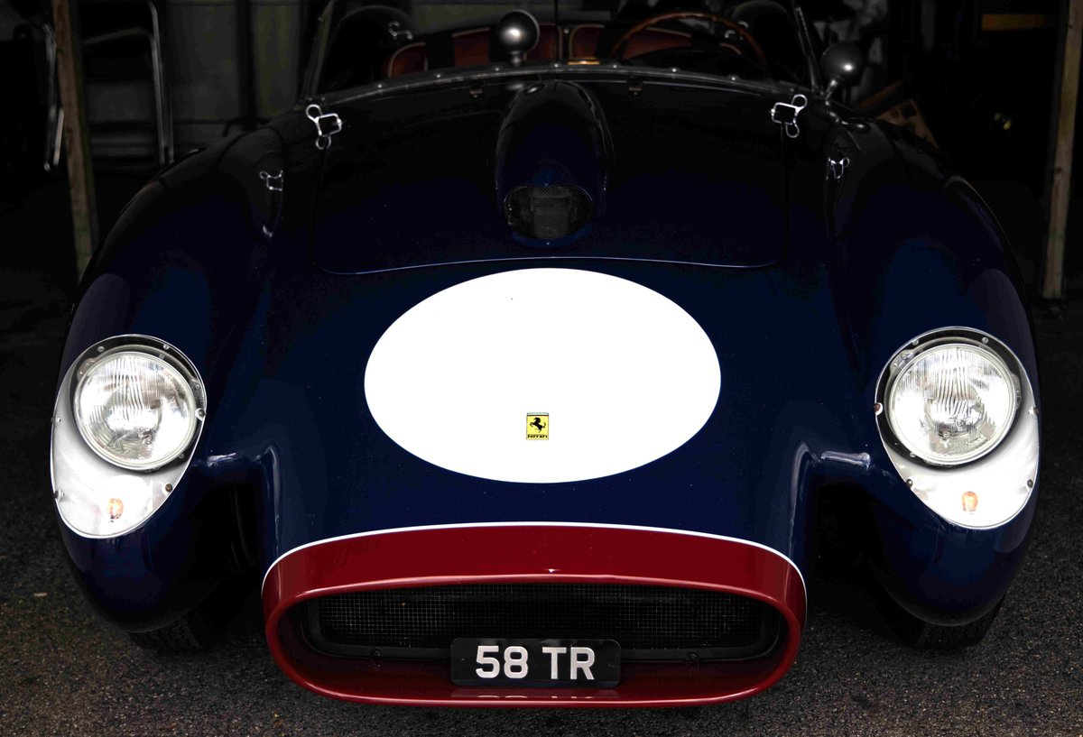 IconsMotor's tweet photo. Goodwood Revival just gets better. #Goodwood #GoodwoodRevival #AlfaRomeo #Ferrari #classiccars https://t.co/ByIuBy54PO