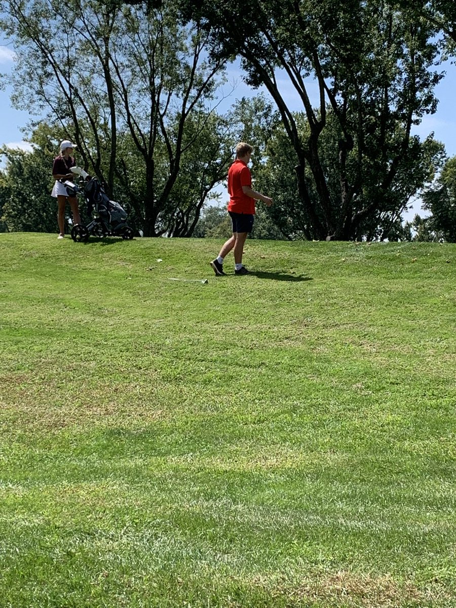 GSpartanGolf's tweet photo. Walker Gillespie is in the clubhouse at +4 on the day. Cameron Hansen finished the front with a 50. @gilesspartans https://t.co/KVd1d2in3s