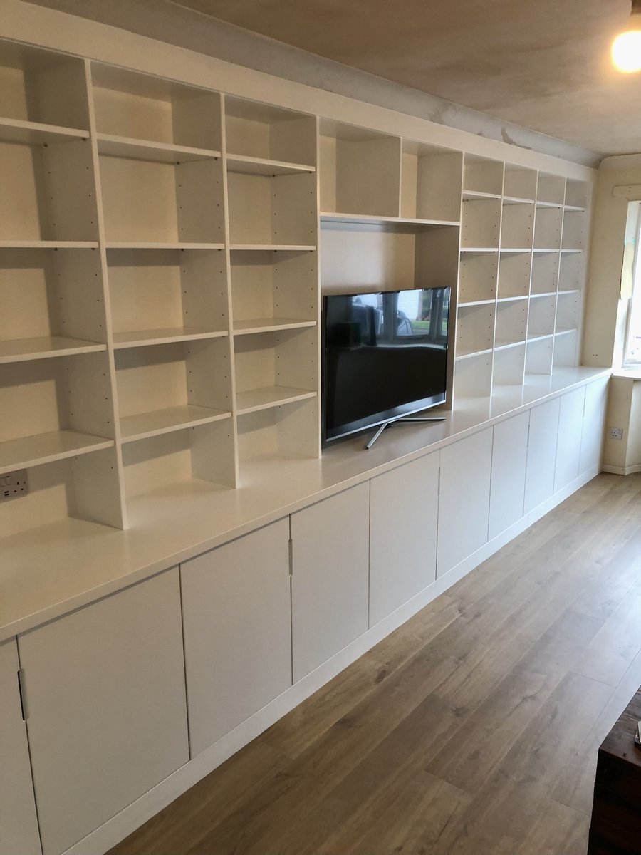 jandersonjoiner's tweet photo. Got this one wrapped up today, really chuffed with it , & more importantly the clients are over the moon #fittedcabinets #fittedfurniture #cabinetmaking #bookcase #interiors #transormation #interiordesign #carpentry #Edinburgh #eastlothian https://t.co/GBoSWt5Ue5