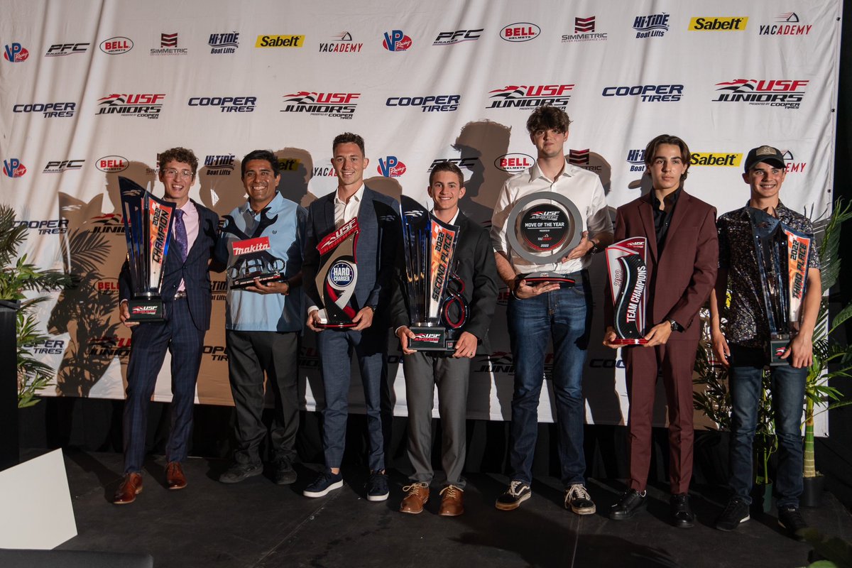 ✍️ one for the history books

We wrapped up the inaugural USF Juniors season in style, with more than $301,000 in prize money and awards given to our first-ever trophy winners

📰STORY: usfjuniors.com/news/usf-junio…

#RoadToIndy | #TeamCooperTire