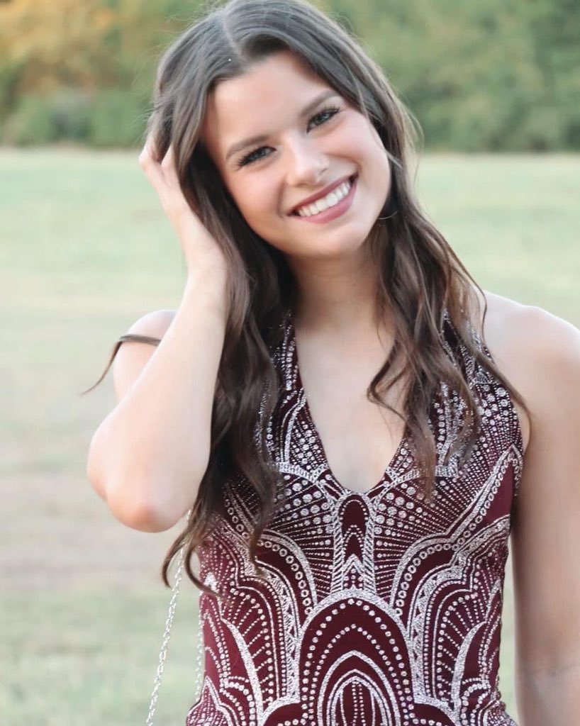 S_Rogers_1's tweet photo. Man. This daughter of mine. I cannot believe you are a month from being 18 and so close to starting your own journey! Last Hoco dance. Another thing in a line of lasts for this school year. #almostemptynesters https://t.co/UKNtIbNFph