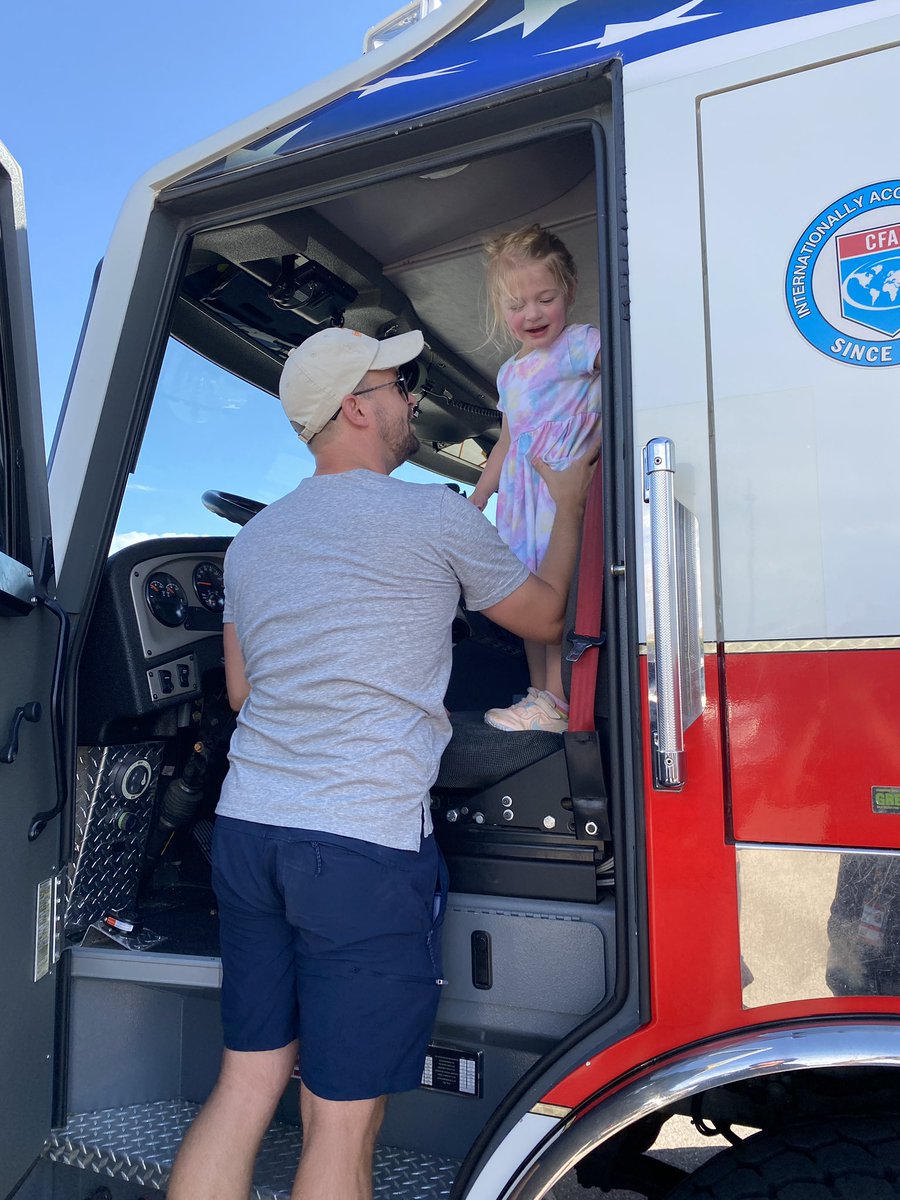 poudrefire's tweet photo. Thank you to everyone who came to the #Timnath Fall Festival yesterday! Our firefighters got to show off some of their secret balloon making skills and we loved letting some future #firefighters see what it’s like behind the wheel! https://t.co/t5VPANQ9r6
