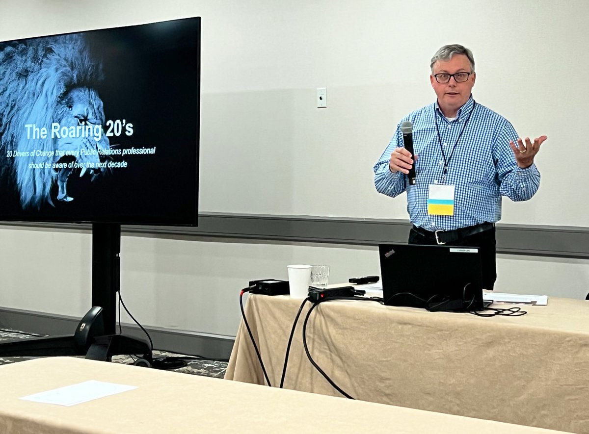 PRSANebraska's tweet photo. Morning breakout sessions offered attendees a variety of topics to delve deeper into, and the speakers were fantastic! #PRSAMDC #TCShakeup @PRSAMidwest #PRSANE https://t.co/yU7X6xmAvH