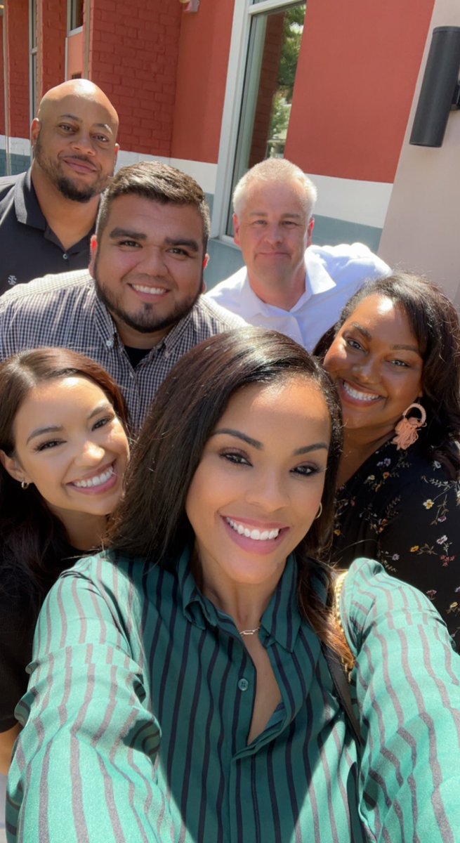 sherese_nix's tweet photo. Lookie we have a new teammate! Help me welcome my new Admin Assistant Janika! #TheGISDEffect #dreamteam 🙏🏽🖤 https://t.co/N8k6FgnxFz