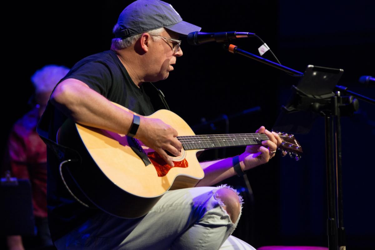 Enjoy a 'Cool September Night' of pop acoustic music inside the Incline Theater this weekend. Big hits + wonderful performers = cool night at the theater! All seats just $25. Call (513) 241-6550 or click below for tix/info. conta.cc/3DDcyYC