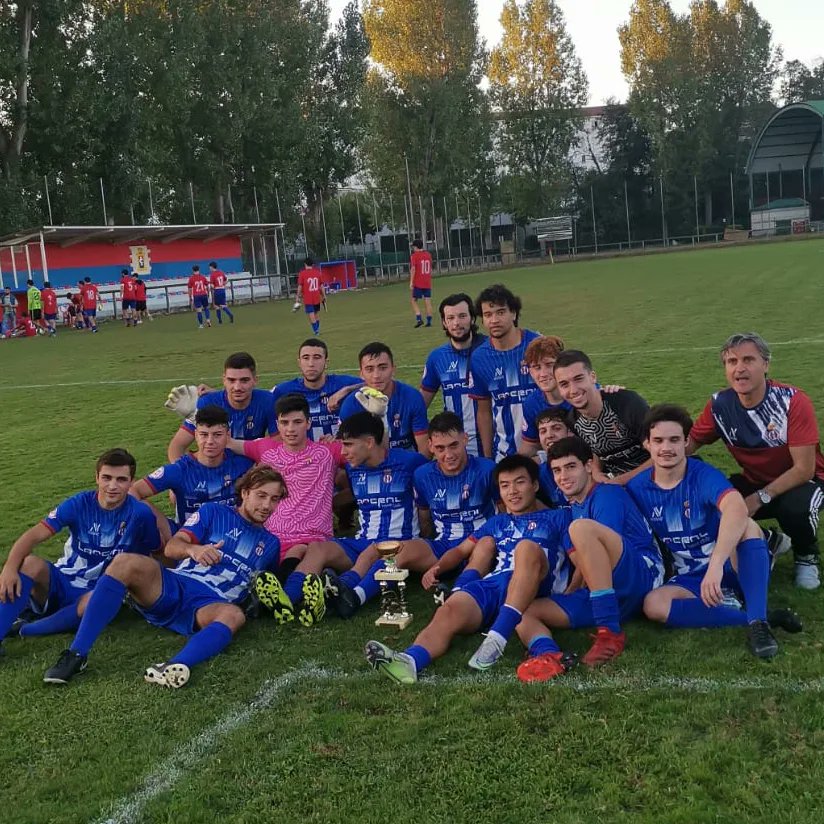 Condalclub's tweet photo. #CondalB 2-2 @realavilesind B.
Los avilesinos se llevan el III Memorial Peporrín al ganar en los penaltis.
#Noreña #Avilés
#SomosDelEquipoDelPueblu https://t.co/wDmIIUH2LO