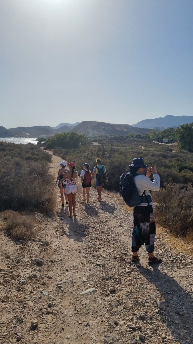 Marie Jacobovitz (@mrosjac) on Twitter photo Science group spent the afternoon exploring the beaches of Águilas 🌊🦗🪲🐚Lots of exciting finds that we're all eager to identify 👀<a href="/Vamos_Simbiosis/">¡Vamos simbiosis!</a> Science group spent the afternoon exploring the beaches of Águilas 🌊🦗🪲🐚Lots of exciting finds that we're all eager to identify 👀<a href="/Vamos_Simbiosis/">¡Vamos simbiosis!</a>