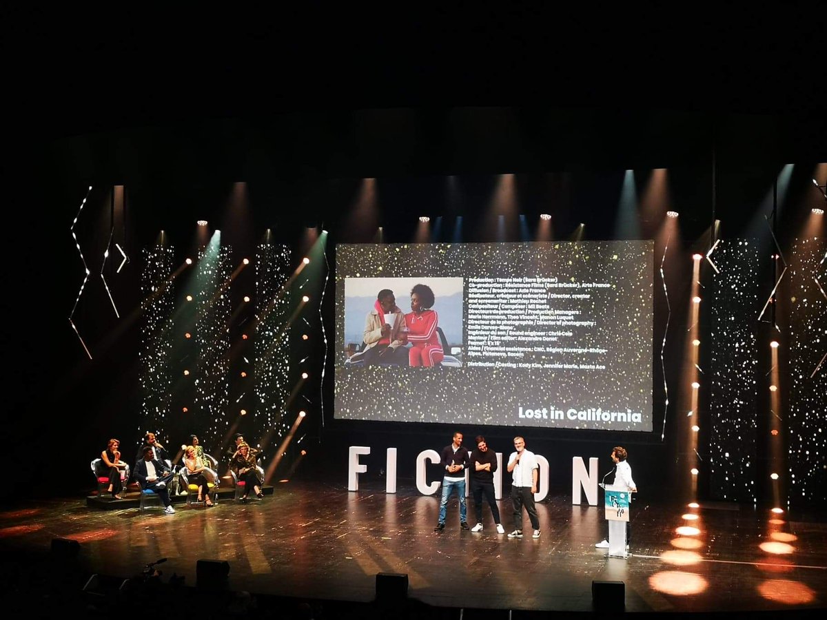 Mathieu Rochet (@groswift) on Twitter photo 3 ans après "Lost in Traplanta", c'est "Lost in California" qui gagne le prix de la meilleure série au <a href="/festivalfiction/">Festival de la Fiction</a> ! Catégorie moins de 20 minutes, mais avec des remerciements de plus de 20 minutes ;) Un gros bravo aux équipes de <a href="/ARTEfr/">ARTE</a> et <a href="/TempsNoir/">Temps Noir</a> pour ce back-to-back ! 3 ans après "Lost in Traplanta", c'est "Lost in California" qui gagne le prix de la meilleure série au <a href="/festivalfiction/">Festival de la Fiction</a> ! Catégorie moins de 20 minutes, mais avec des remerciements de plus de 20 minutes ;) Un gros bravo aux équipes de <a href="/ARTEfr/">ARTE</a> et <a href="/TempsNoir/">Temps Noir</a> pour ce back-to-back !