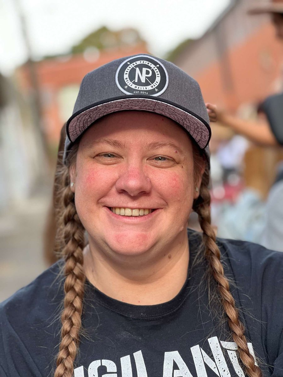 nockingpoint's tweet image. All smiles from our member party in Walla Walla over the weekend. Loving these photos, EstherRN.

#MemberParty #NockingPoint