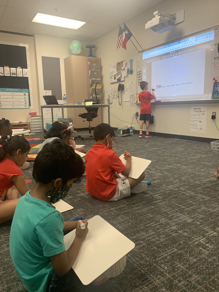 Jen Renfro tweet media