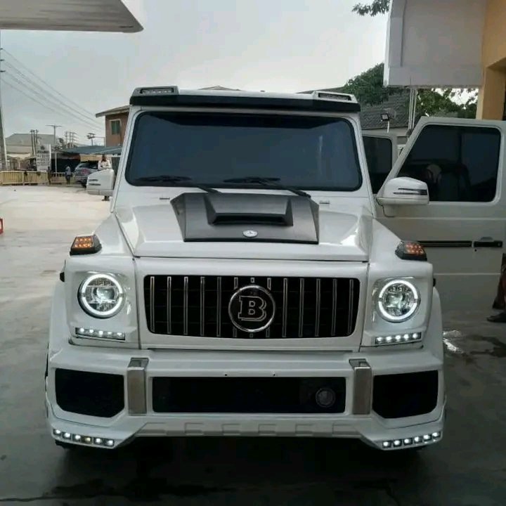 Emmyeddy6's tweet photo. 2007 Mercedes Benz G63 upgraded to 2020 model@38m(Naija used)Bullet proof
Call or Whatsapp: 08182329862

POTUS
#queensfuneral https://t.co/pUlJLfHV07