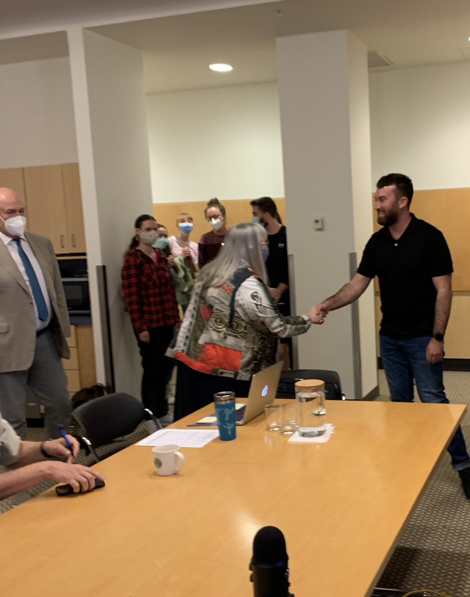 ninan_abraham1's tweet photo. Congratulations on a successful PhD defense to Dr. Etienne Melese  ⁦@melese_mi⁩! Outstanding written and oral defense on tumour intrinsic mechanisms of immune suppression in lung cancer. 🎉🎉👏🏾👏🏾 #ProudPI https://t.co/qpfp7o4SF5