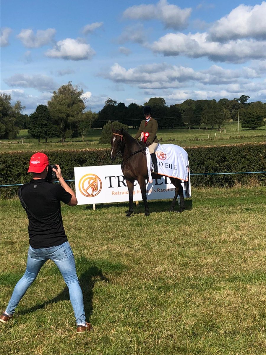 road_gp's tweet photo. #rollondublin2023 🤞 #horsesoffoxley
#foxley #PoweredbyBluegrass #DreamsComeTrue #TeamGP @BluegrassFeeds @TreoEileRIR @gelliott_racing @LambertstwnStud @DublinHorseShow https://t.co/TDEeIdqGxK