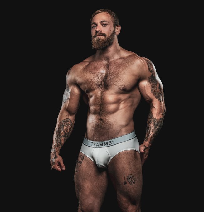 Tattooed Hunk @AtlasEater ???? by @PaulJamnicky ?
https://t.co/GiK6hulLCm 
.
@hotd_goodm @ALPHAMALEUNDIES