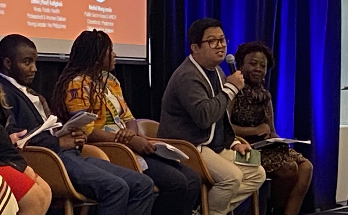 “I don’t feel cared for. I feel exhausted. But I have to keep in mind that I have a responsibility to help people, because no one else will.” Daren (Paul) Katigbak, Nurse & @WomenDeliver Young Leader shares his colleague’s words during COVID-19. @FHWCoalition #ActForHealthWorkers